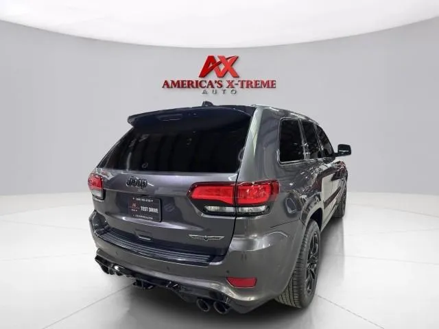 Jeep Grand Cherokee photo 7