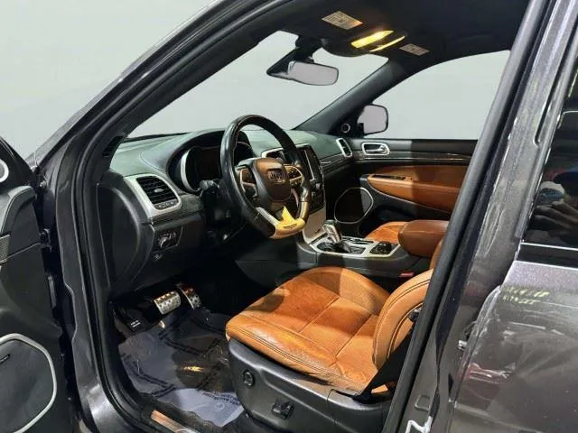 Jeep Grand Cherokee photo 17