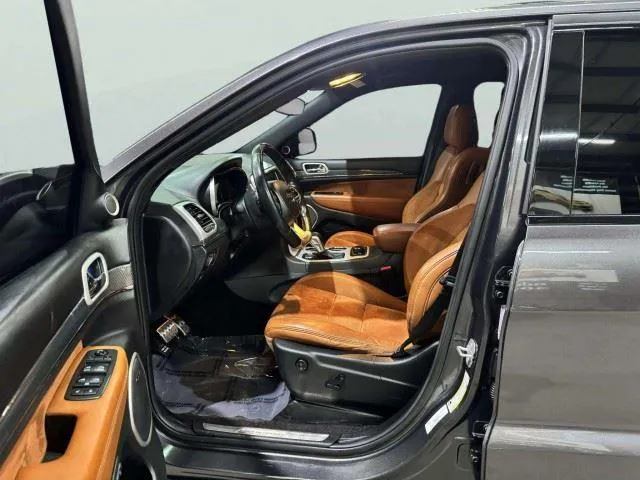 Jeep Grand Cherokee photo 18