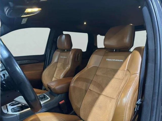 Jeep Grand Cherokee photo 19