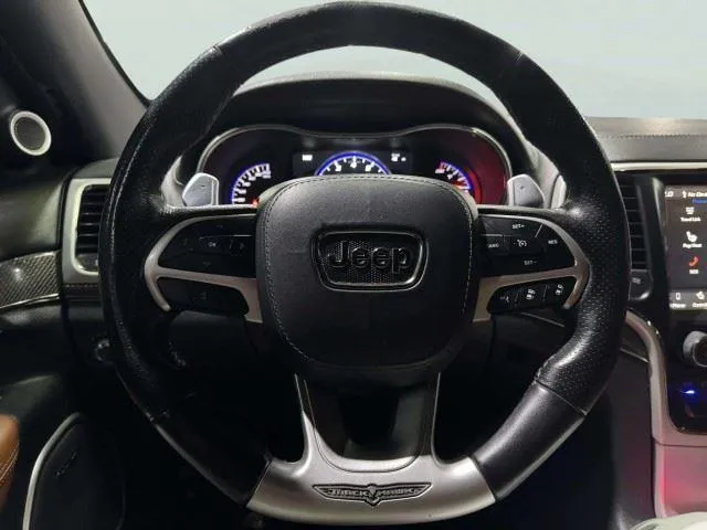 Jeep Grand Cherokee photo 21