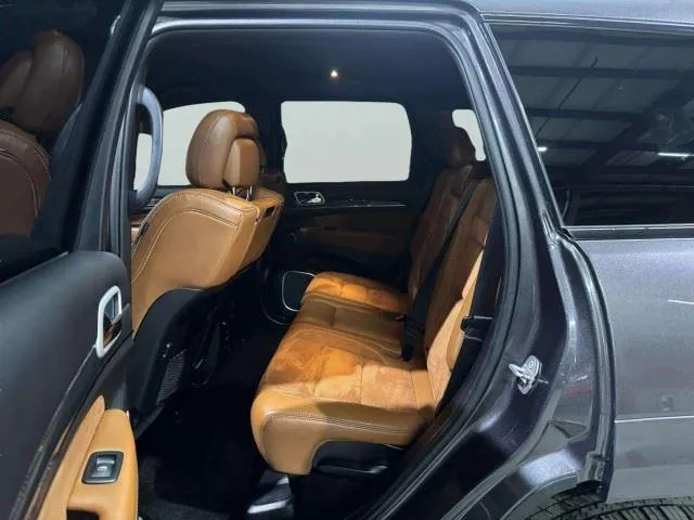 Jeep Grand Cherokee photo 28
