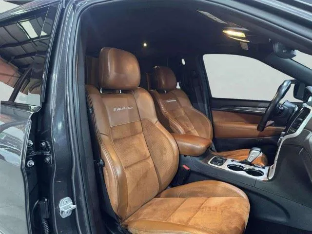 Jeep Grand Cherokee photo 46