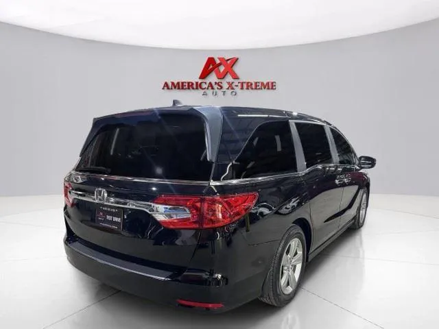 Honda Odyssey photo 7