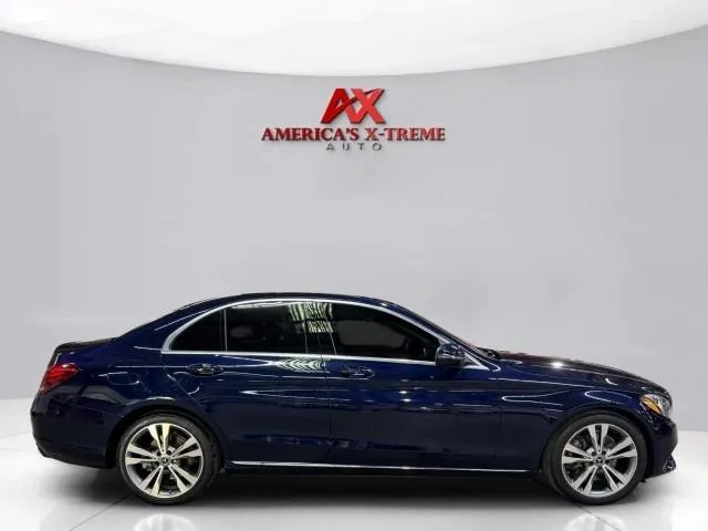 Mercedes-Benz C-Class photo 8