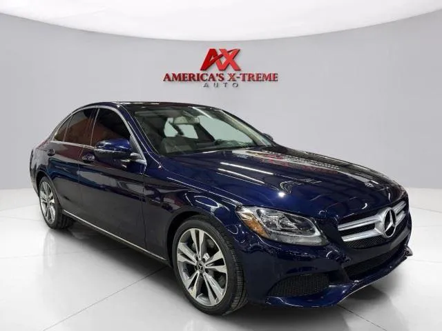 Mercedes-Benz C-Class photo 9