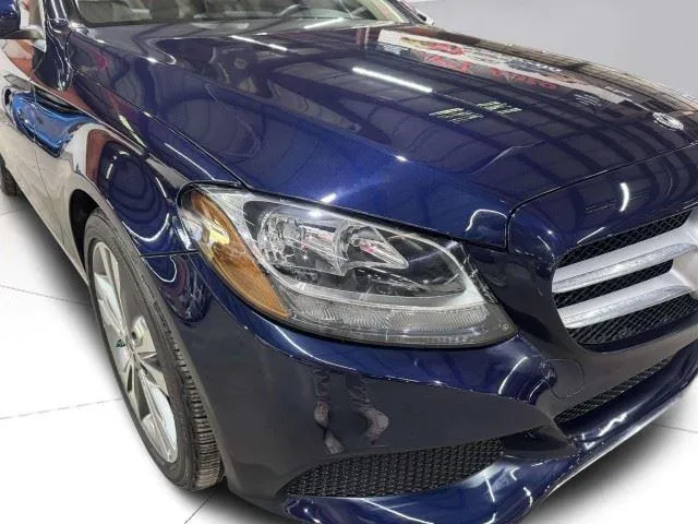 Mercedes-Benz C-Class photo 14