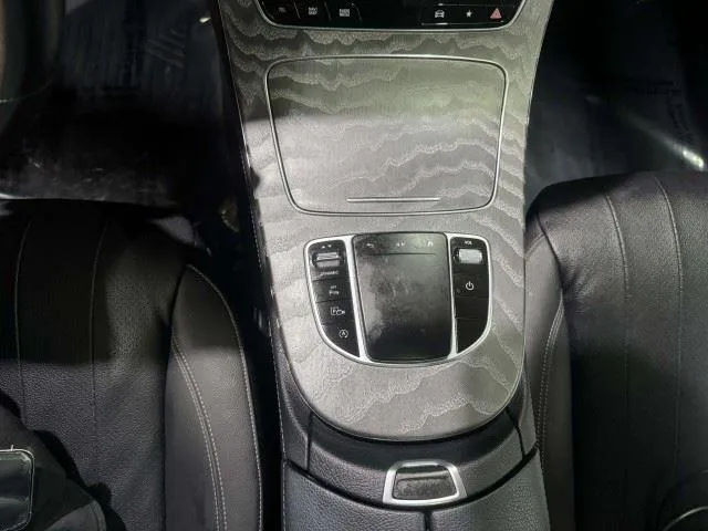 Mercedes-Benz E-Class photo 25