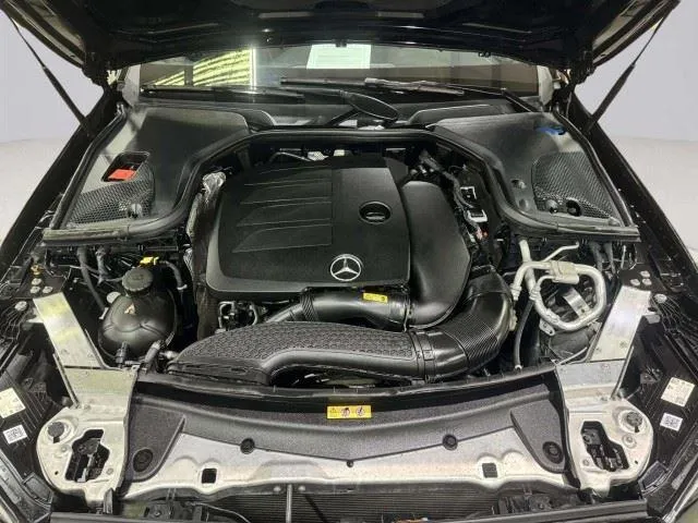 Mercedes-Benz E-Class photo 45