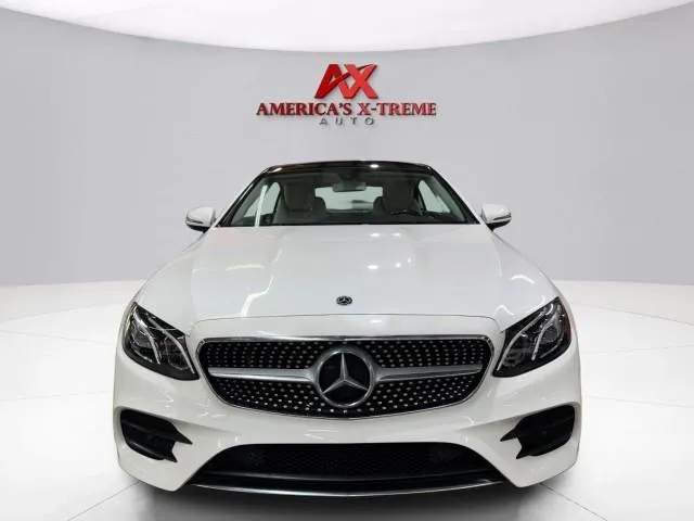 Mercedes-Benz E-Class photo 11