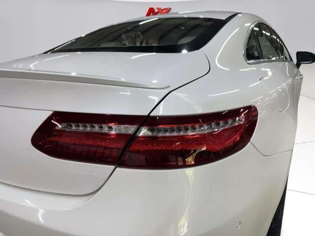 Mercedes-Benz E-Class photo 14