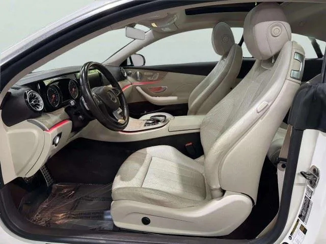 Mercedes-Benz E-Class photo 19