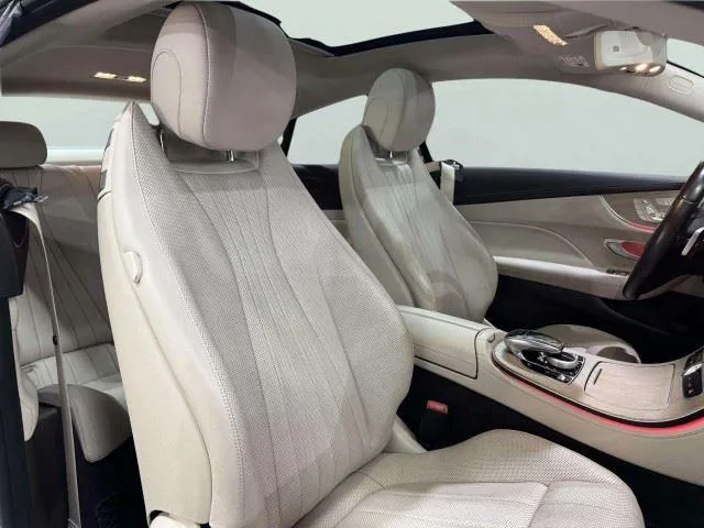 Mercedes-Benz E-Class photo 35