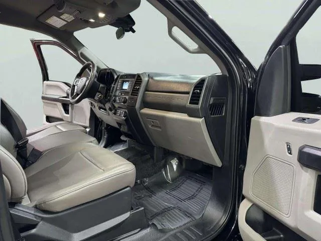 Ford F-350 photo 34