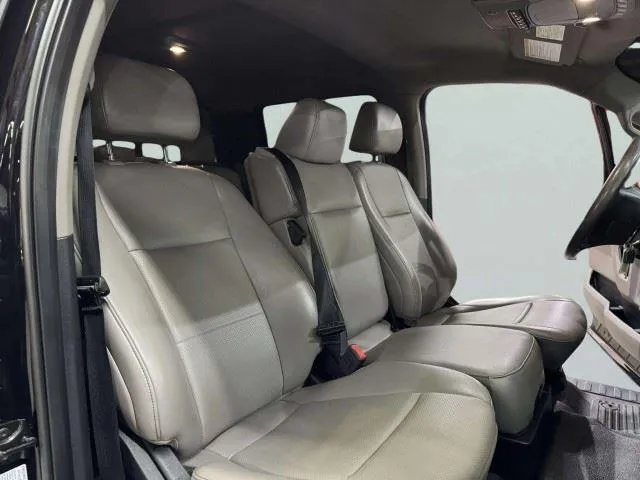 Ford F-350 photo 36