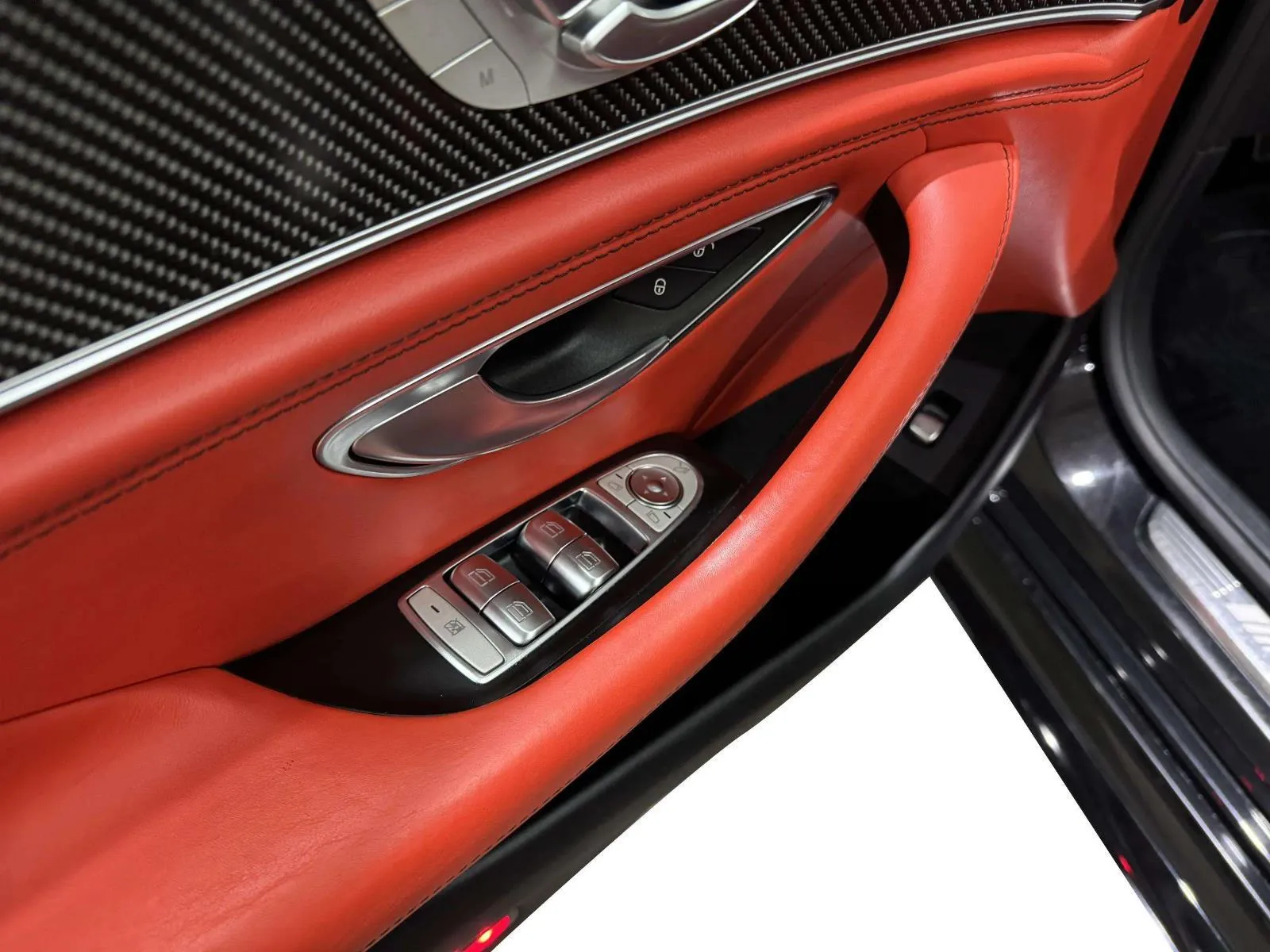 Mercedes-Benz AMG GT photo 17