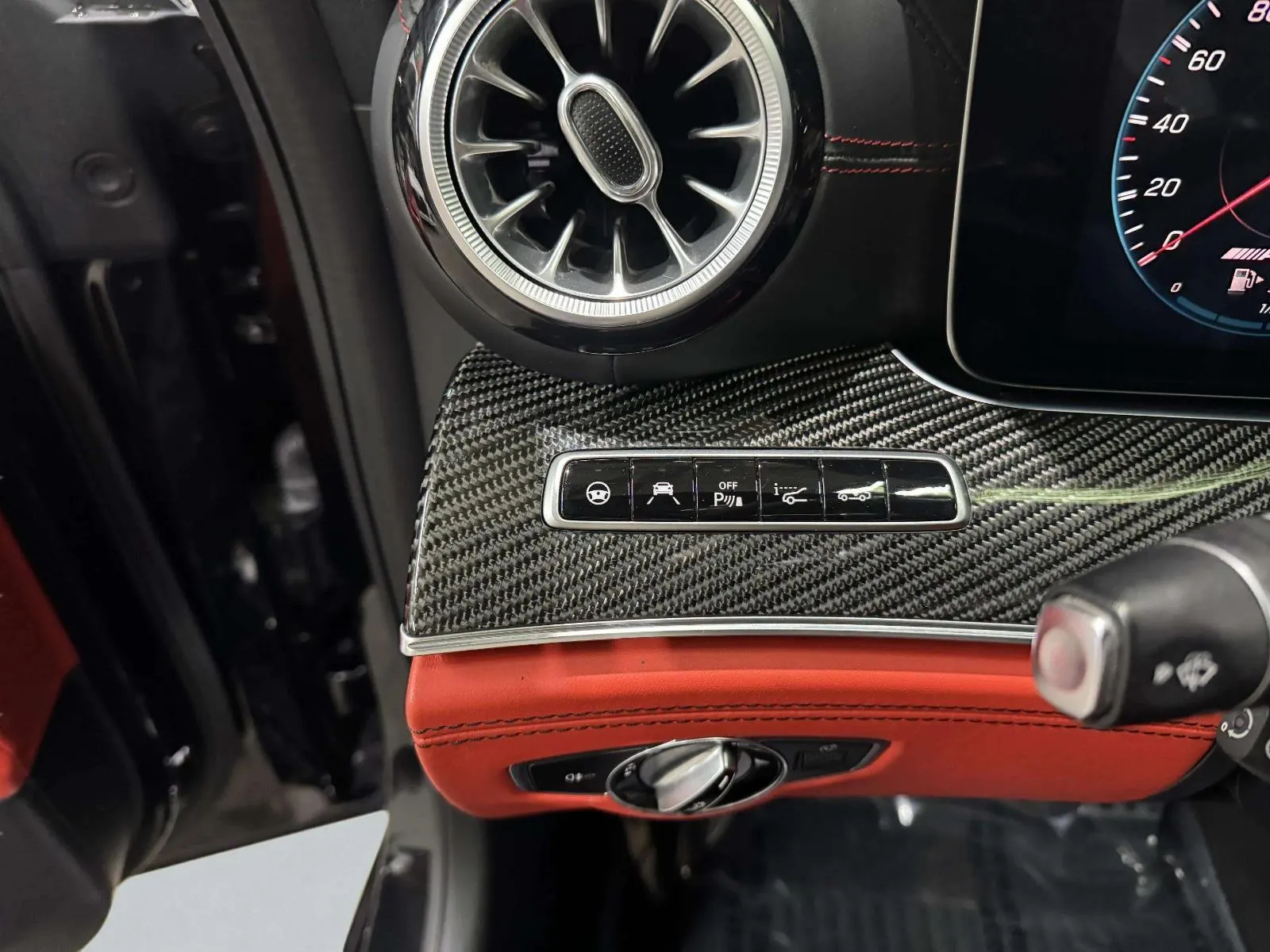 Mercedes-Benz AMG GT photo 22