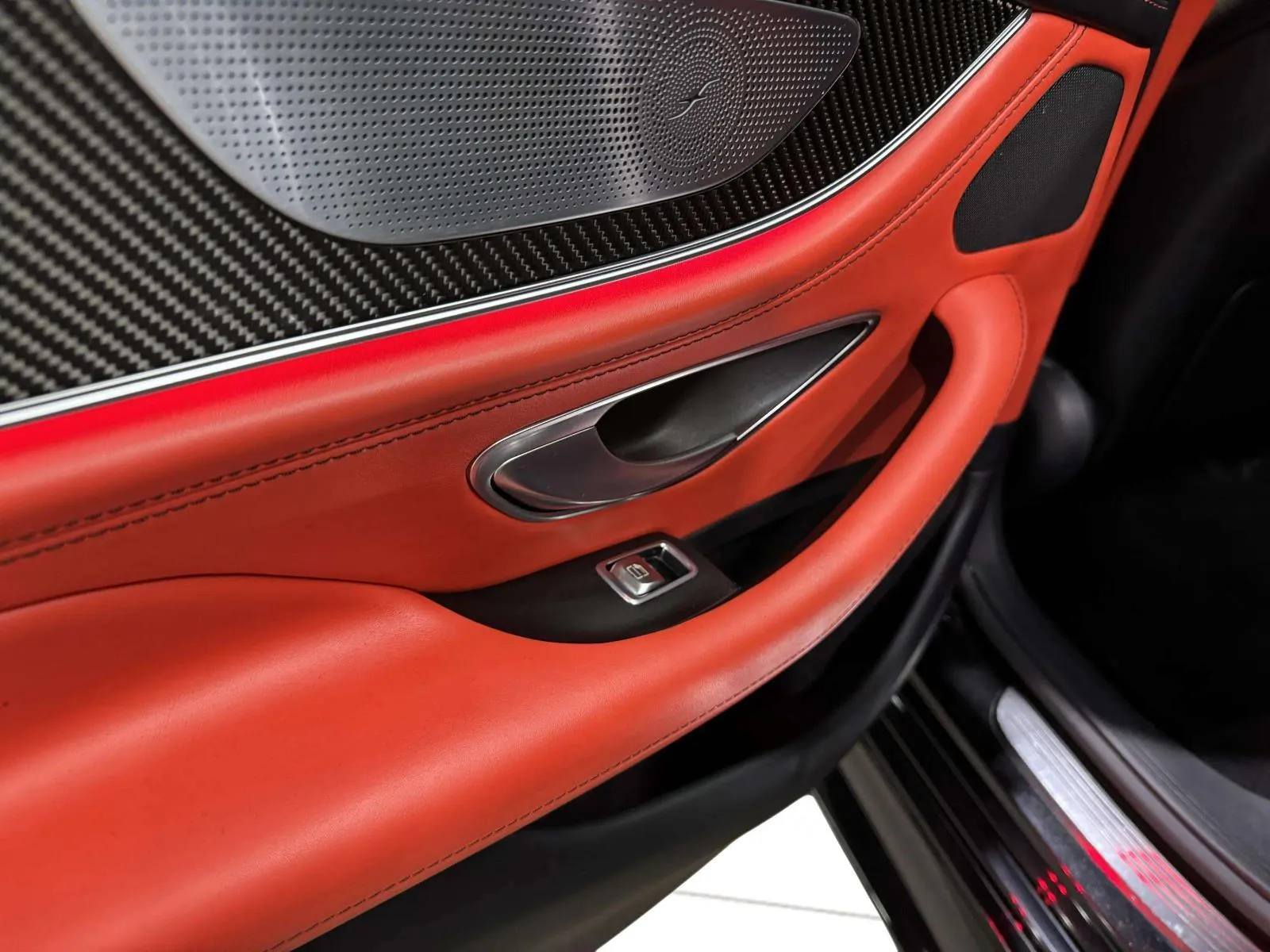 Mercedes-Benz AMG GT photo 33