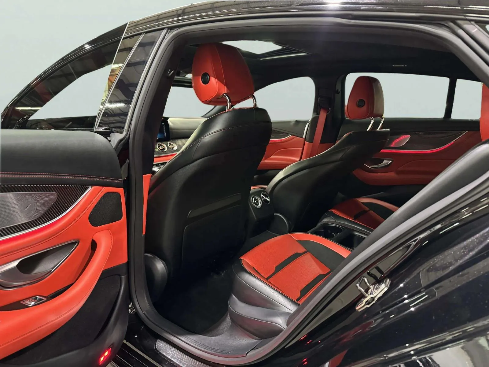 Mercedes-Benz AMG GT photo 34
