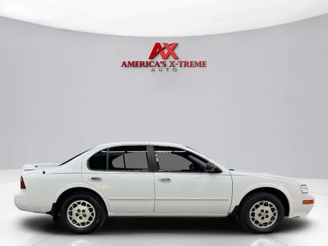 Nissan Maxima photo 9