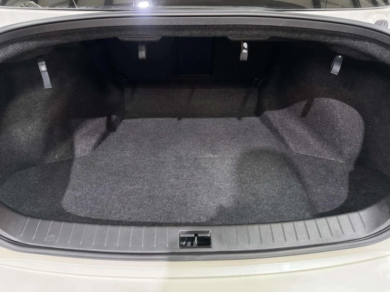 Infiniti Q50 photo 34