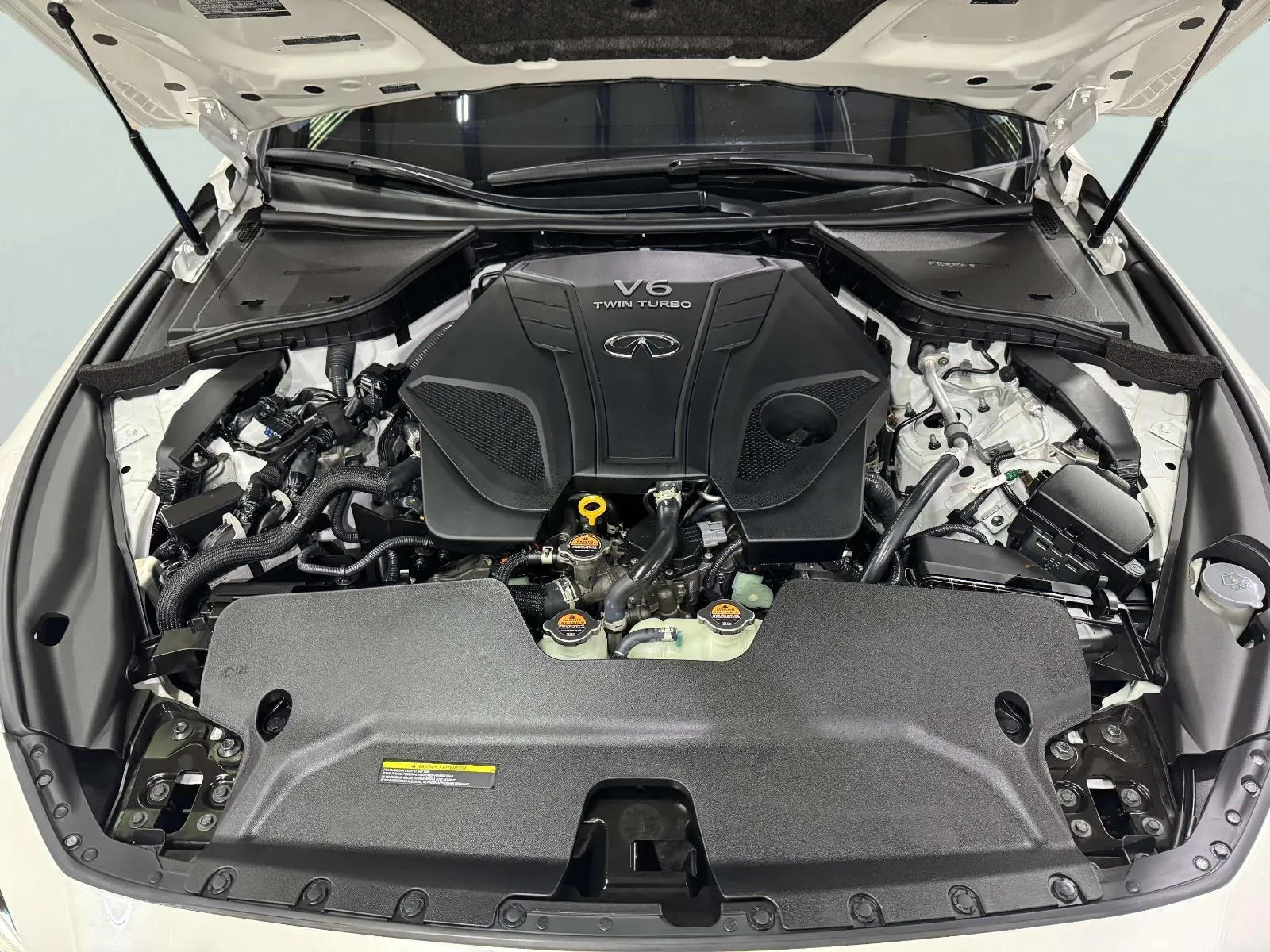 Infiniti Q50 photo 42
