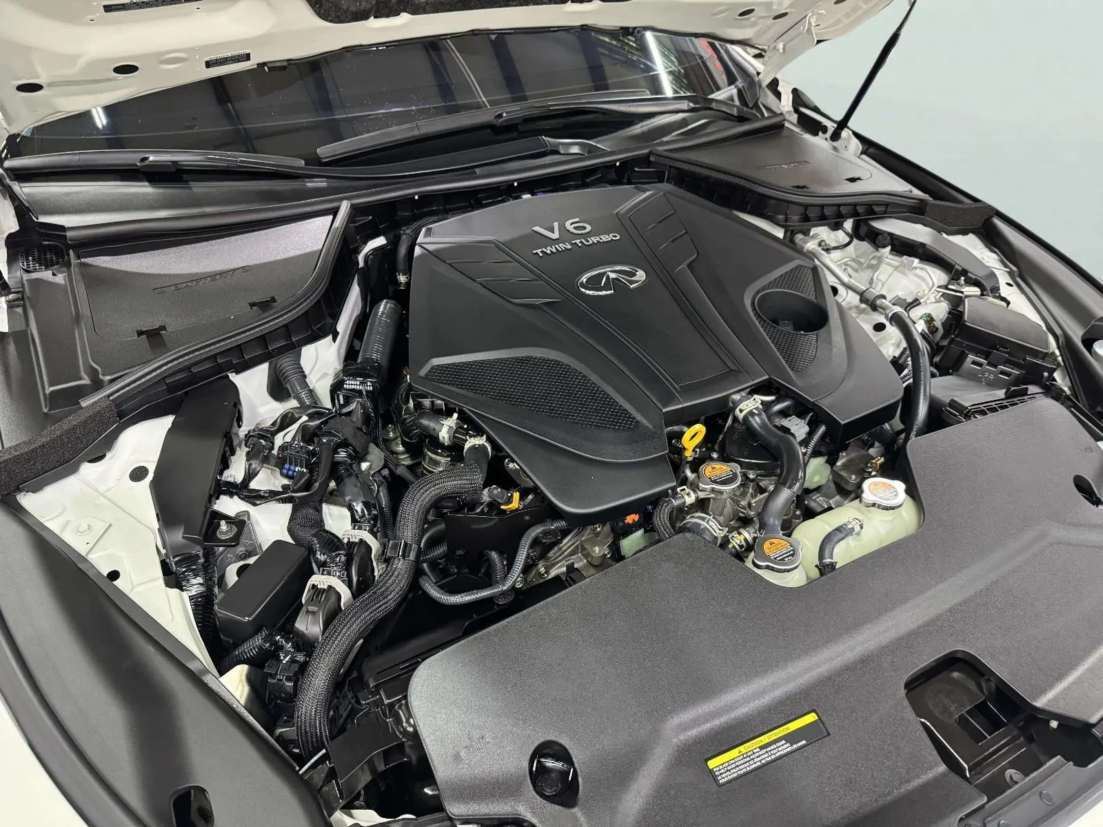 Infiniti Q50 photo 44