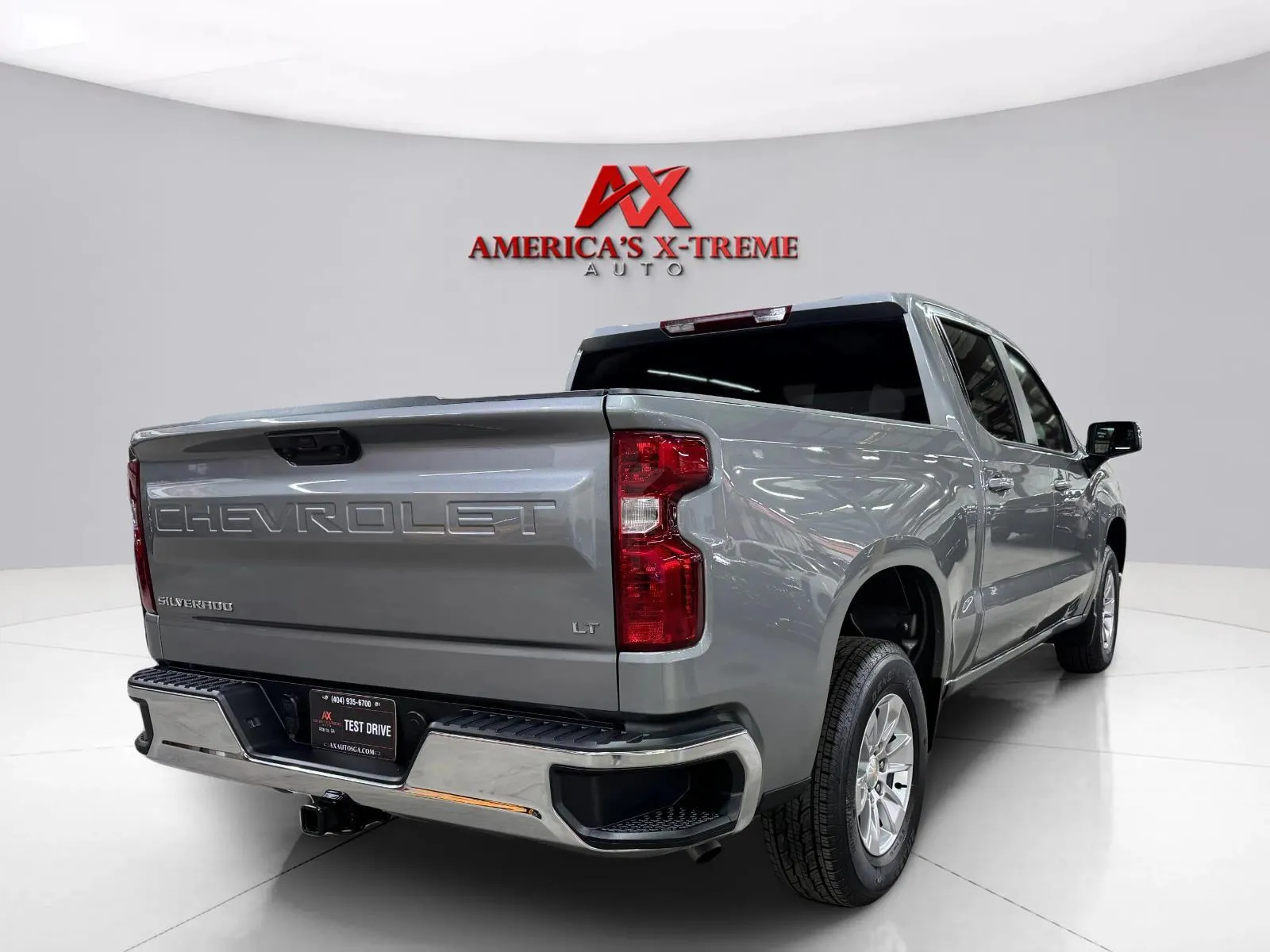 Chevrolet Silverado photo 7