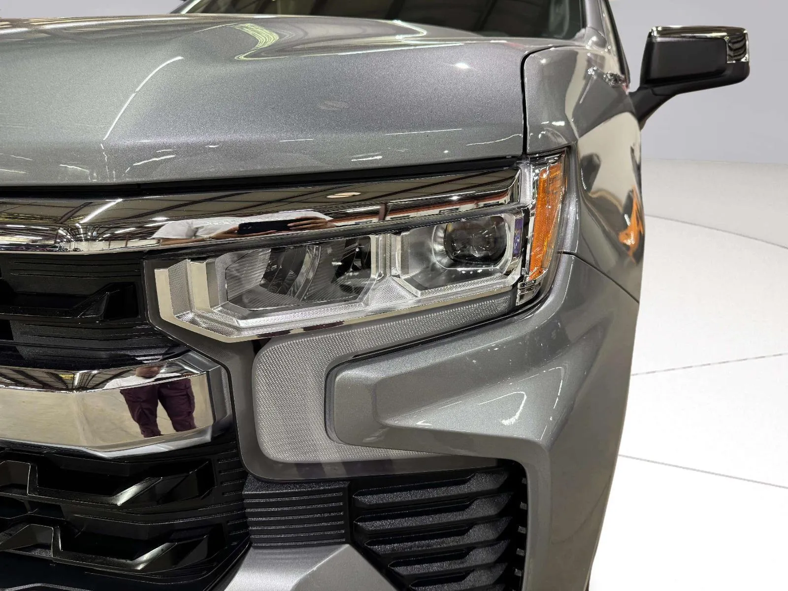 Chevrolet Silverado photo 10