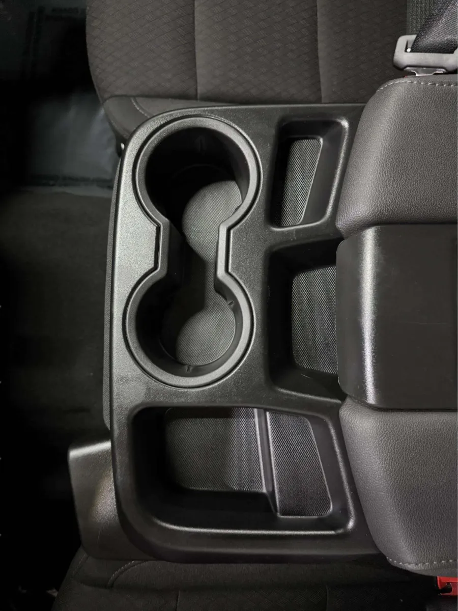 Chevrolet Silverado photo 39