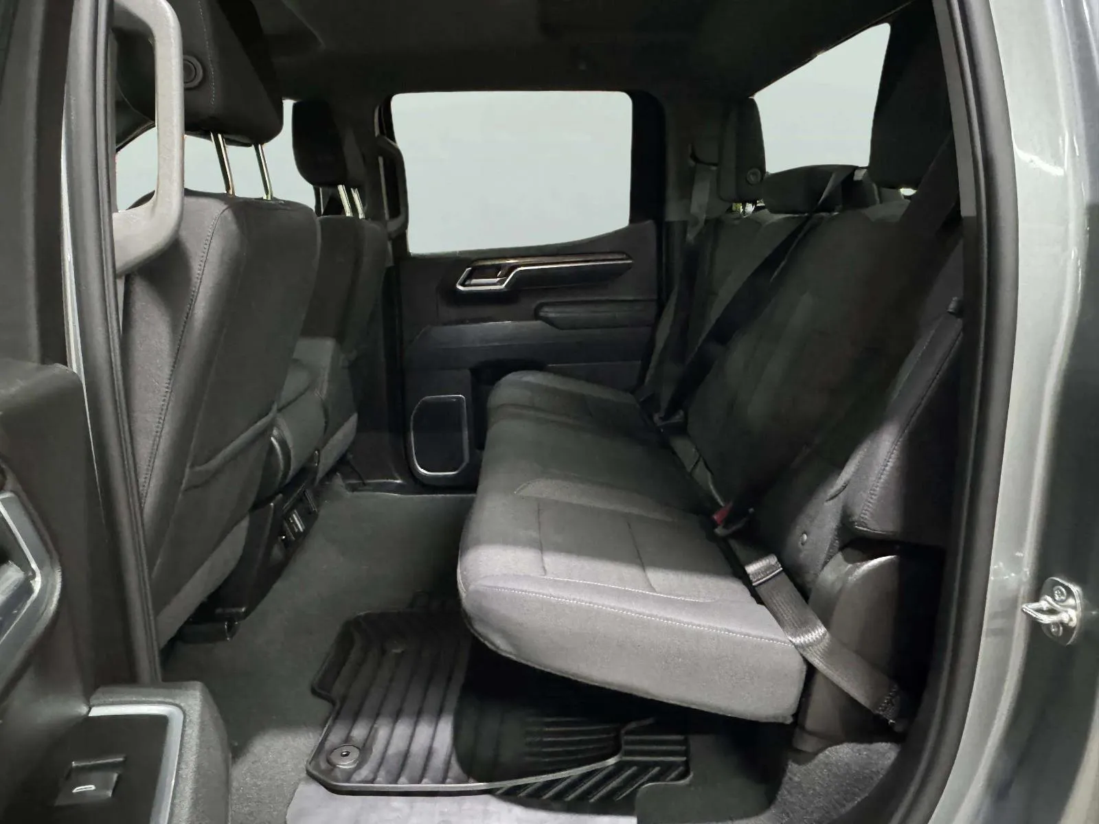 Chevrolet Silverado photo 44
