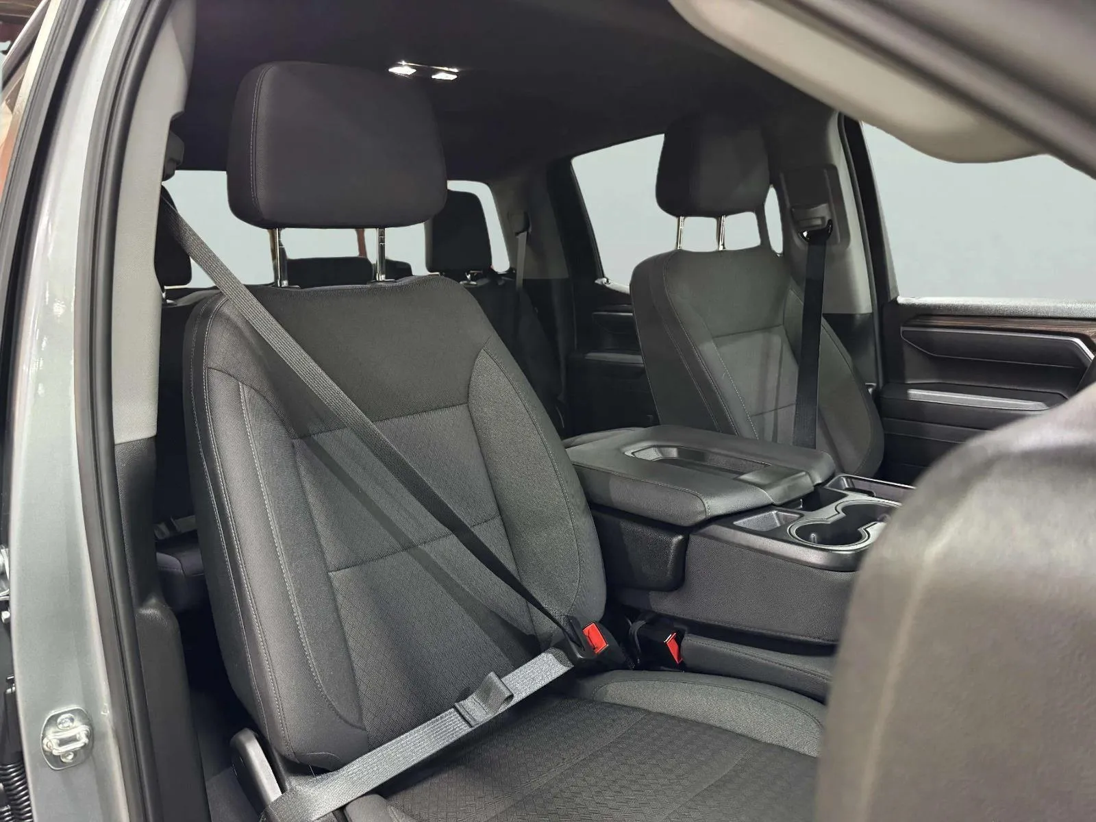 Chevrolet Silverado photo 56