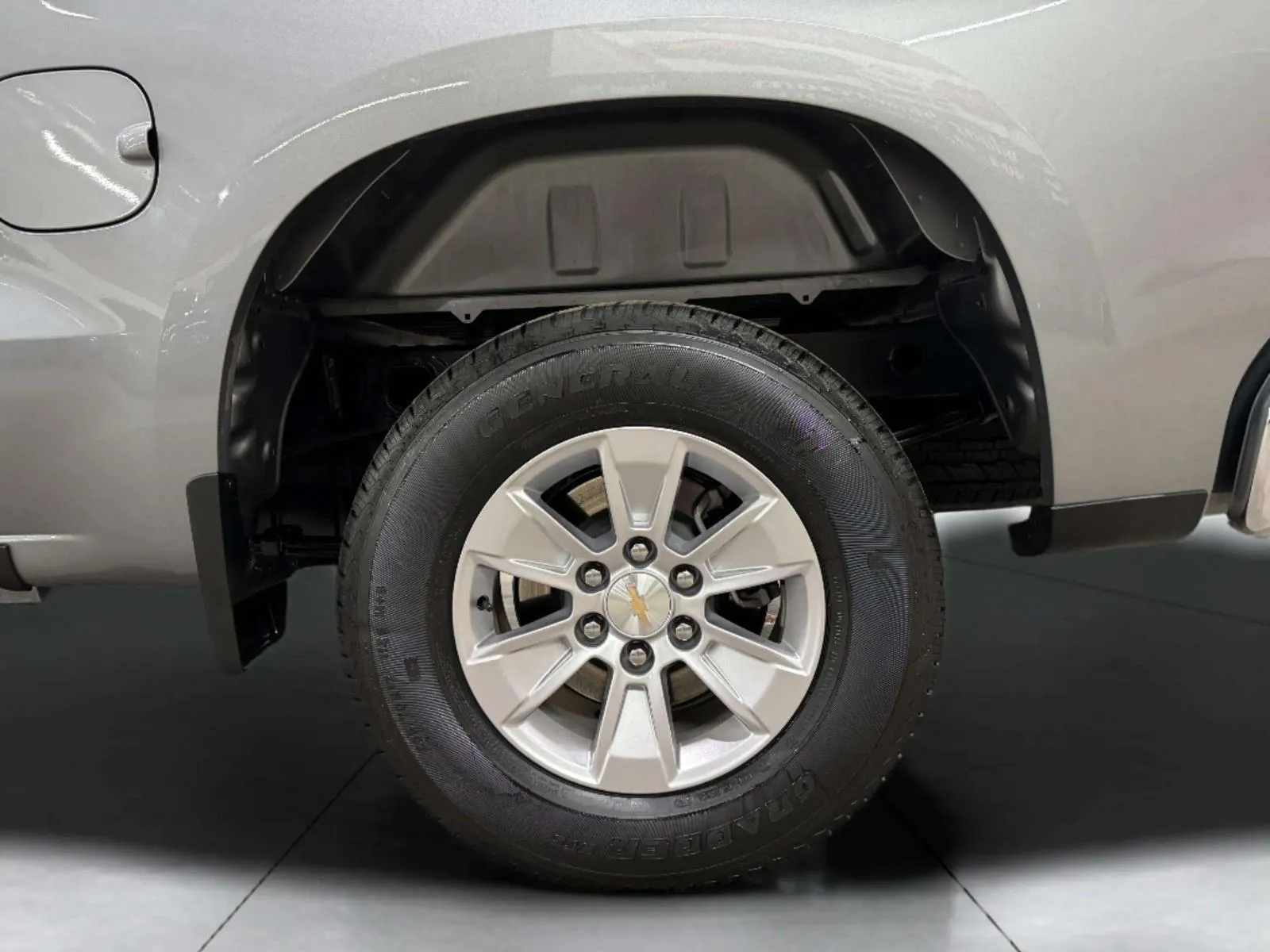 Chevrolet Silverado photo 61