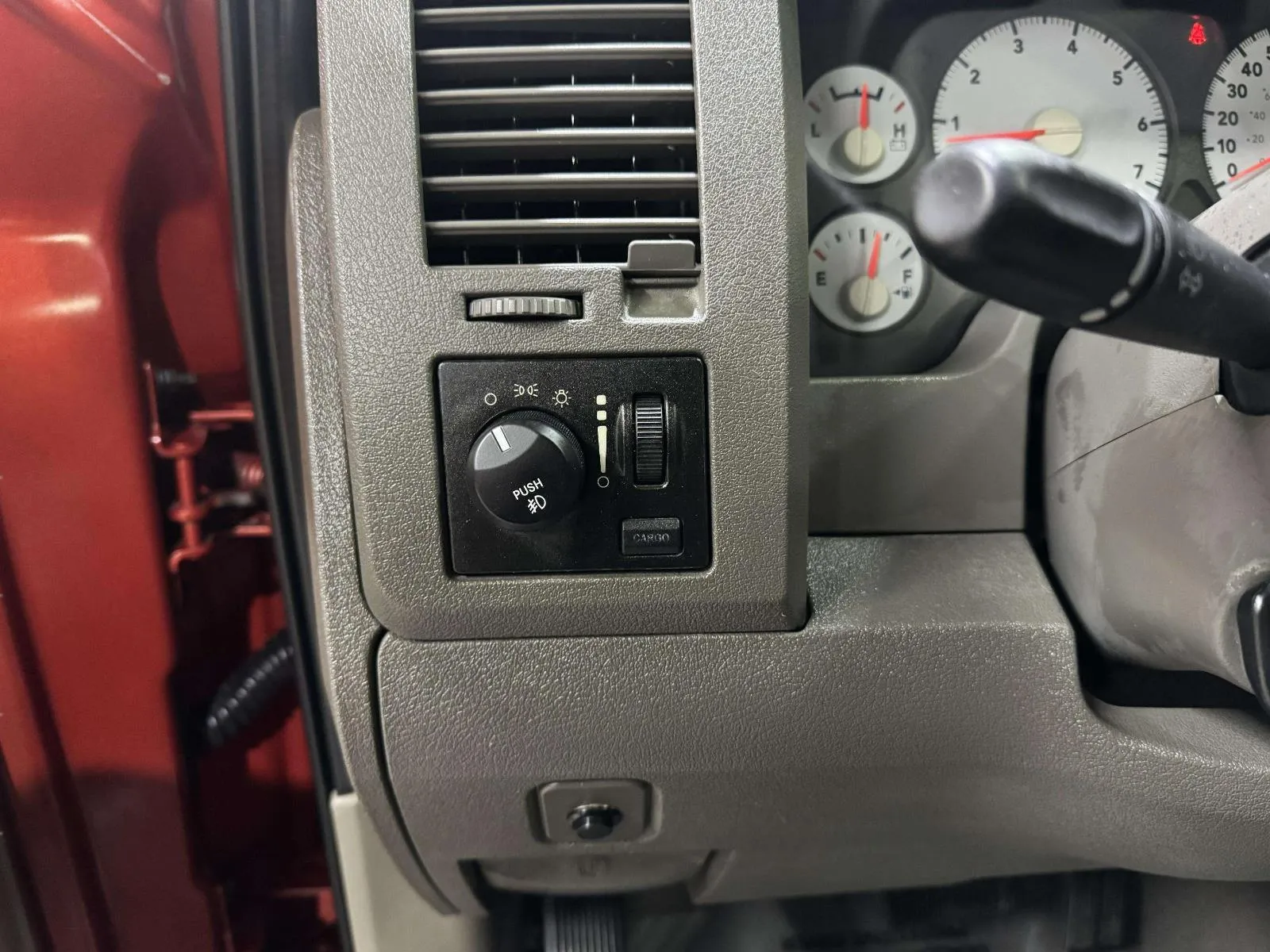Dodge Ram photo 22