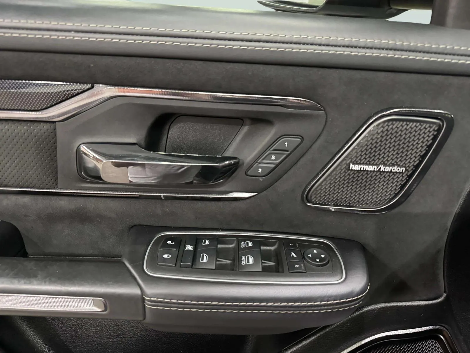 Ram 1500 photo 32