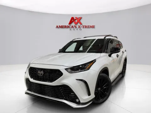 White 2023 Toyota Highlander XSE for sale in Atlanta, GA