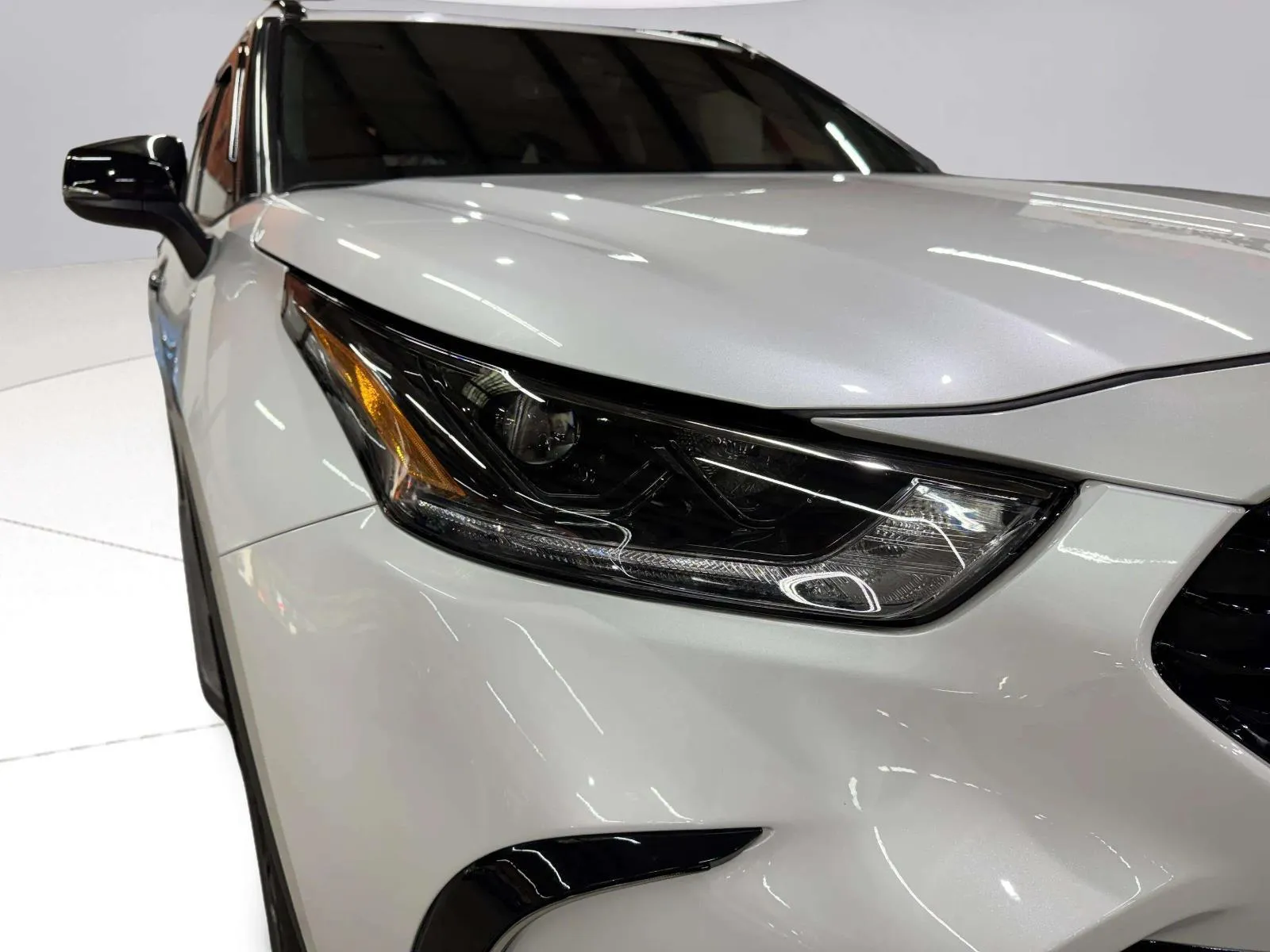 Toyota Highlander photo 12