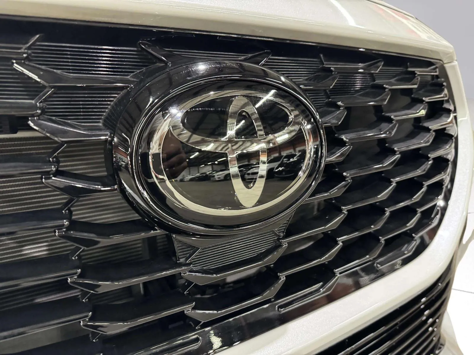 Toyota Highlander photo 11