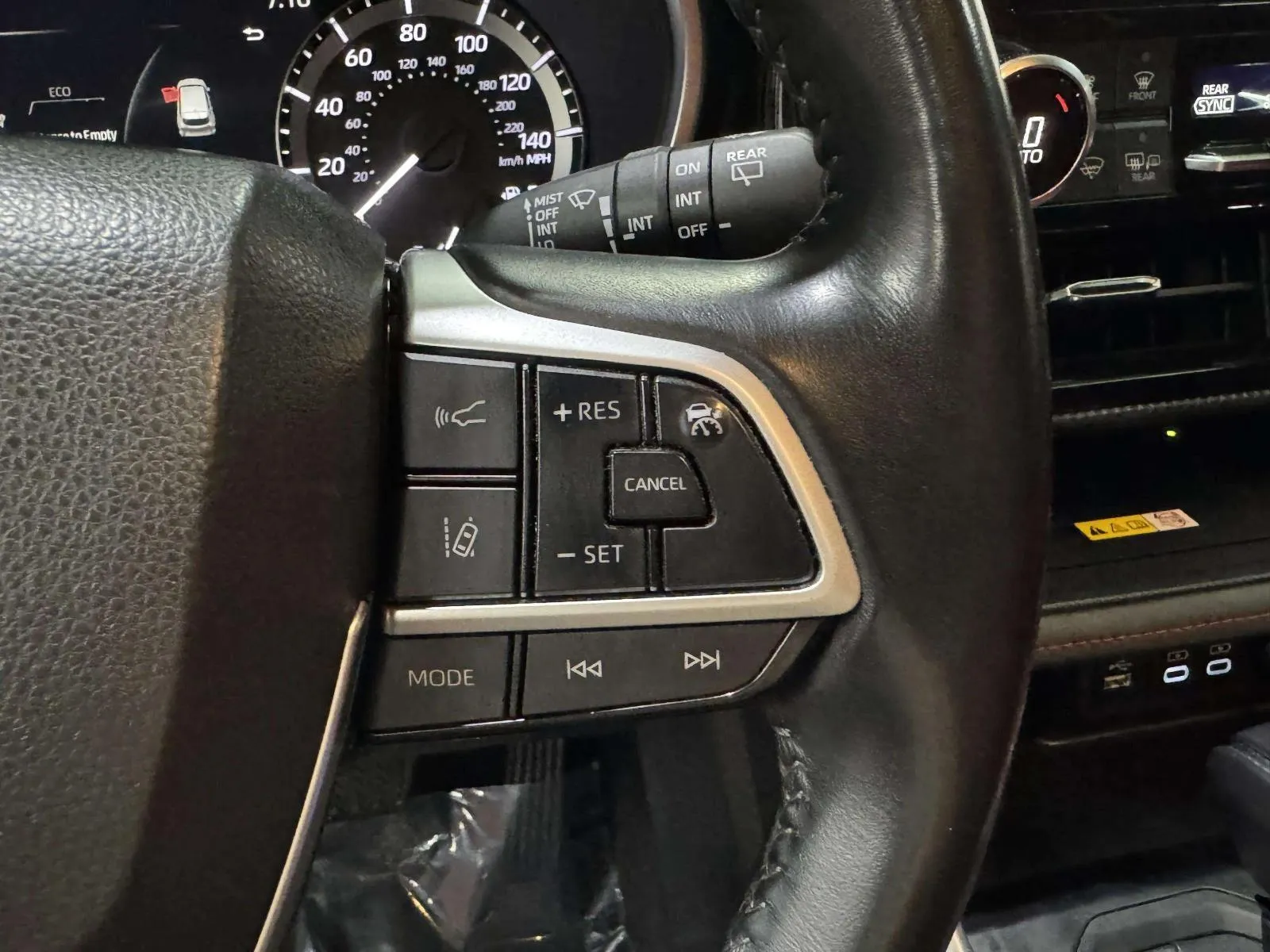 Toyota Highlander photo 29