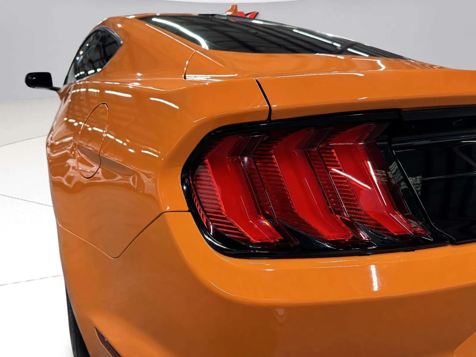 Ford Mustang photo 13