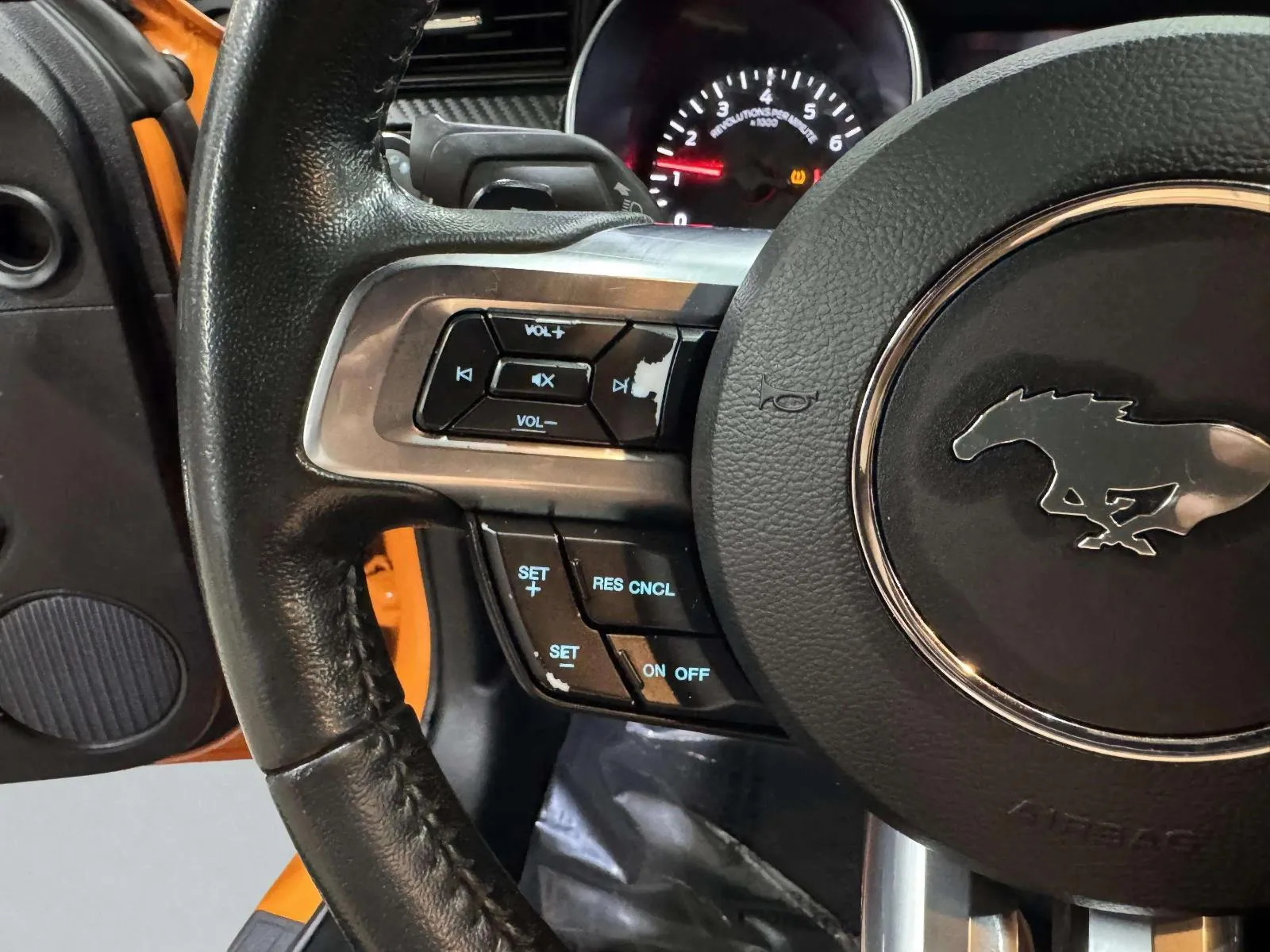 Ford Mustang photo 25