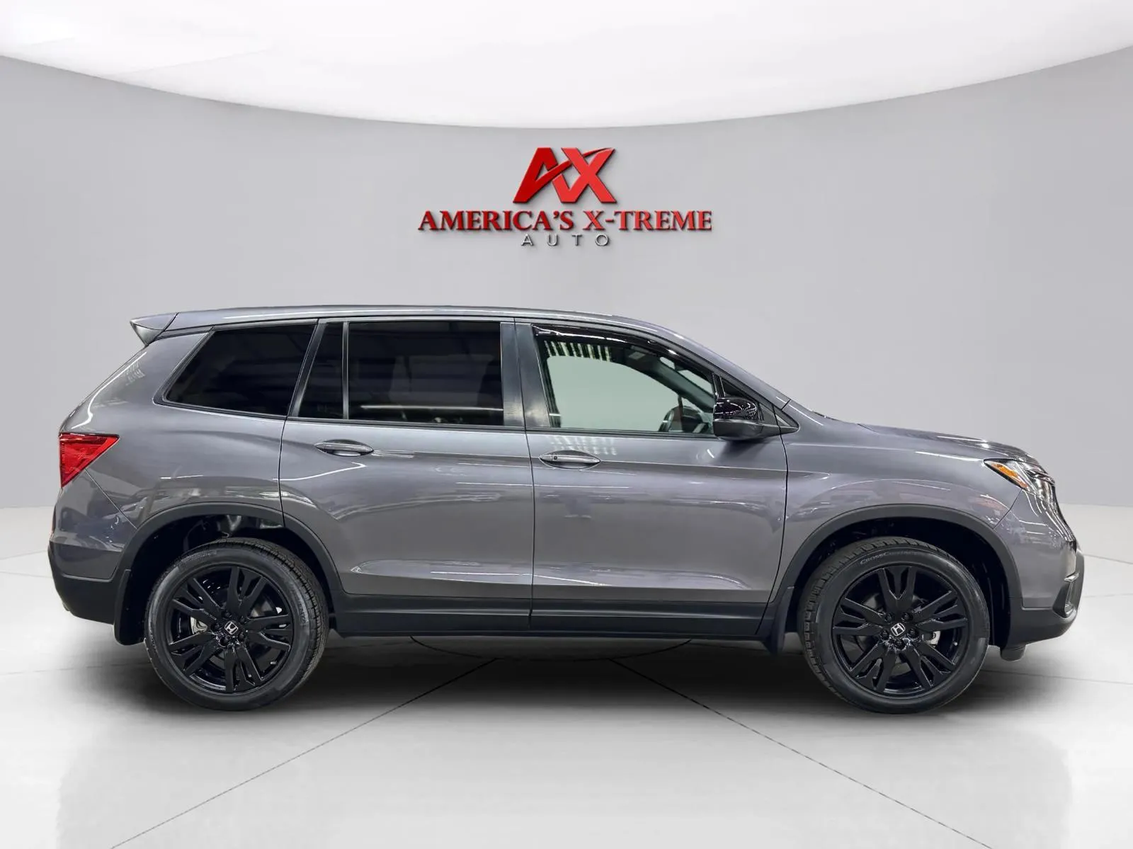 Honda Passport photo 9