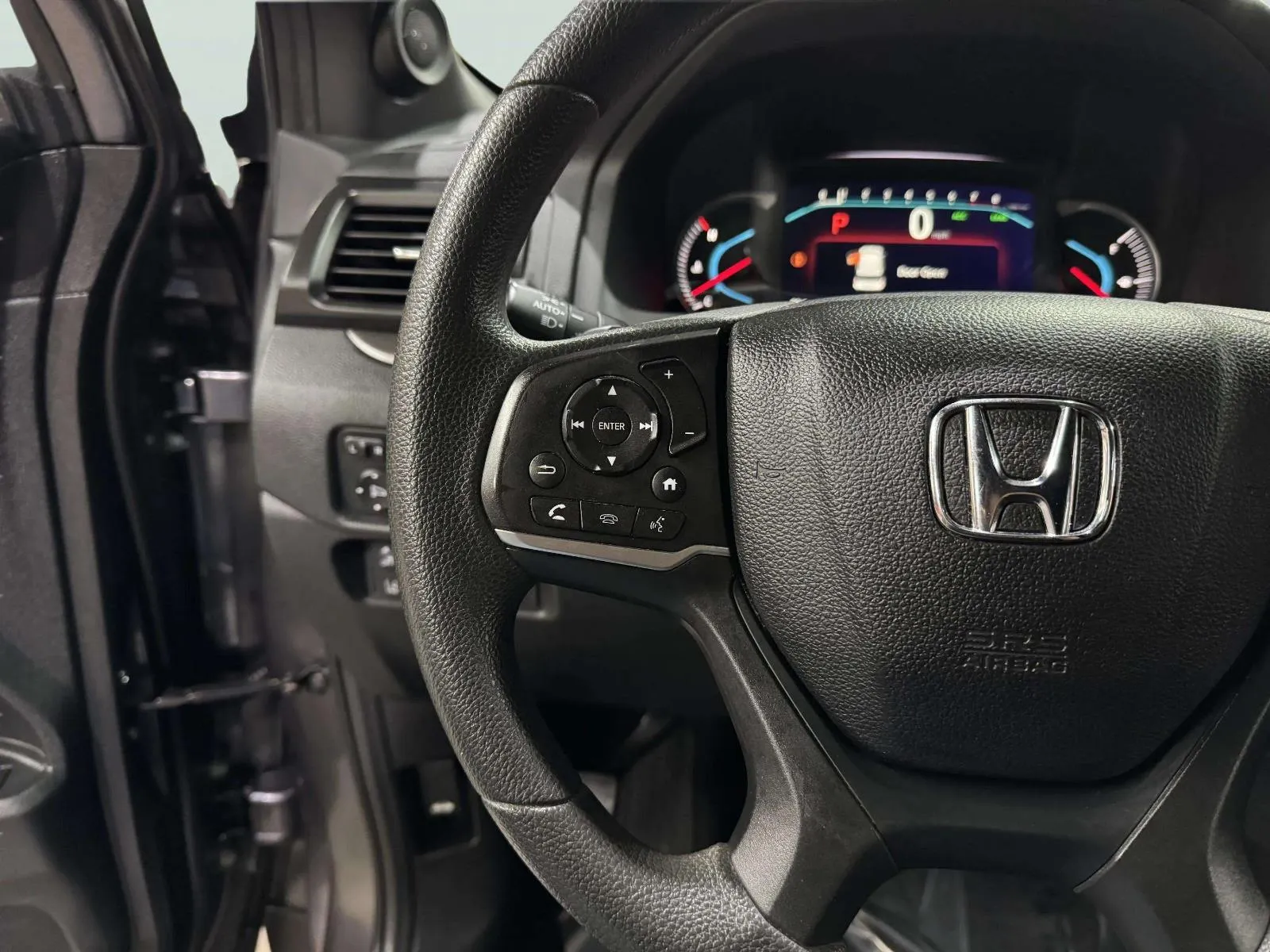 Honda Passport photo 28