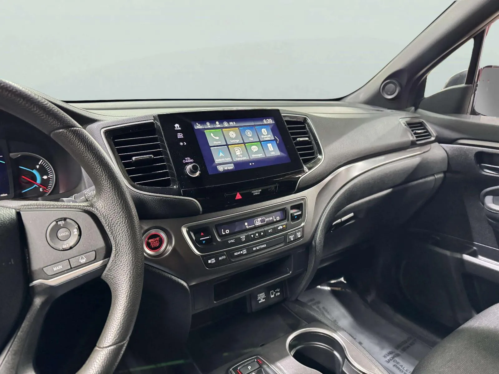 Honda Passport photo 31