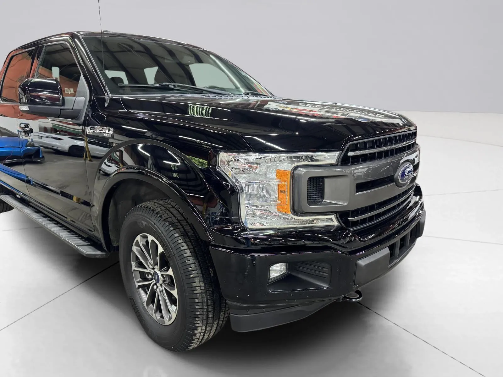 Ford F-150 photo 12