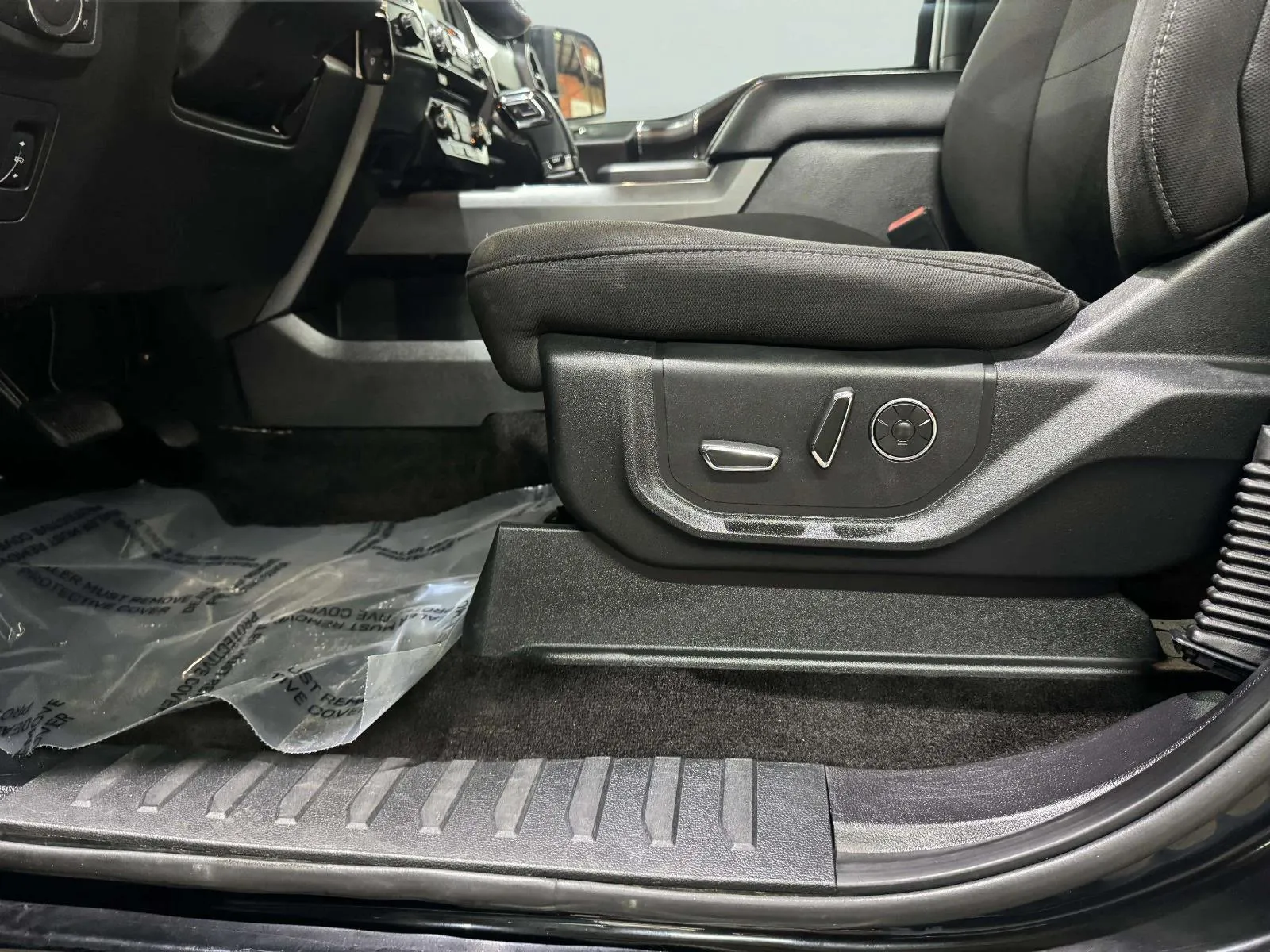 Ford F-150 photo 20