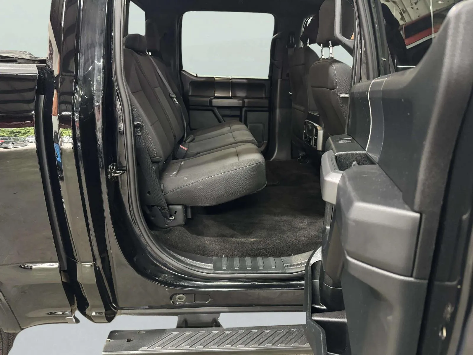 Ford F-150 photo 24