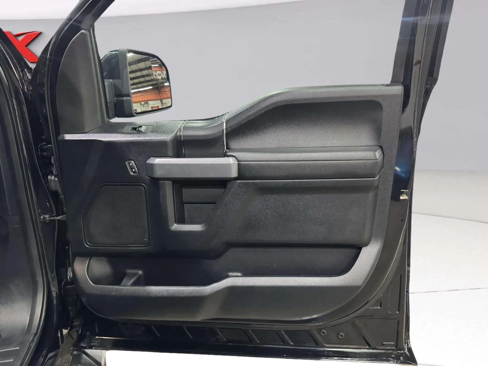 Ford F-150 photo 25