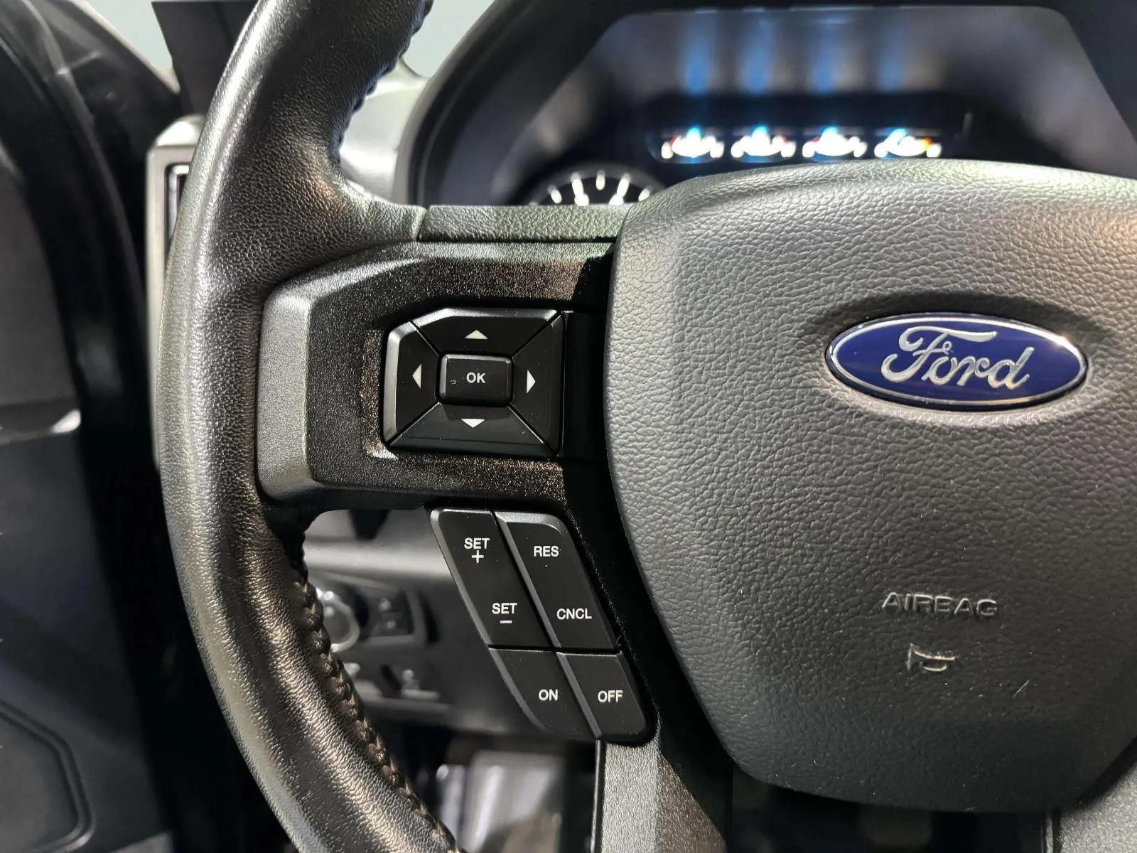 Ford F-150 photo 31