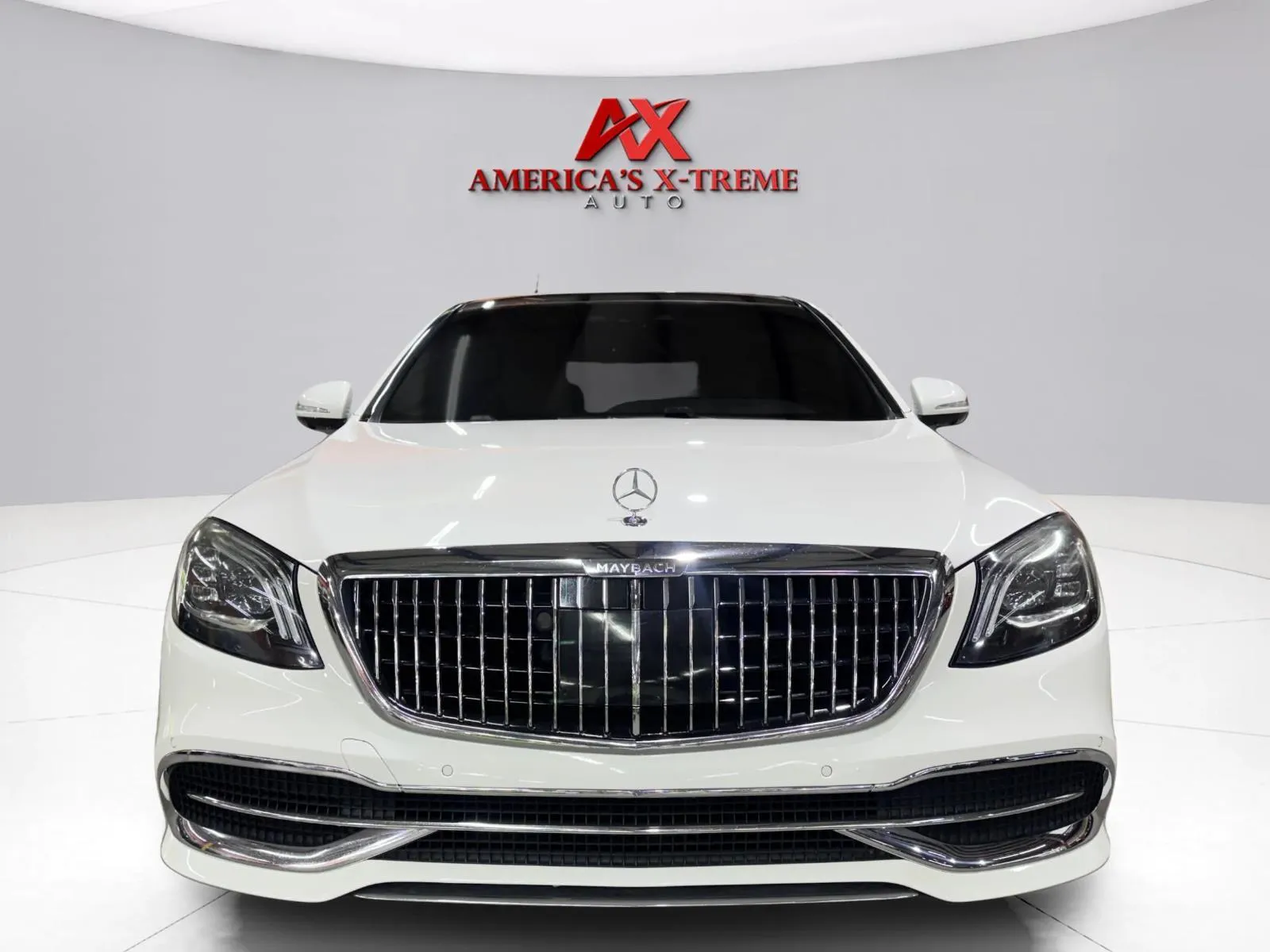Mercedes-Benz S-Class photo 10